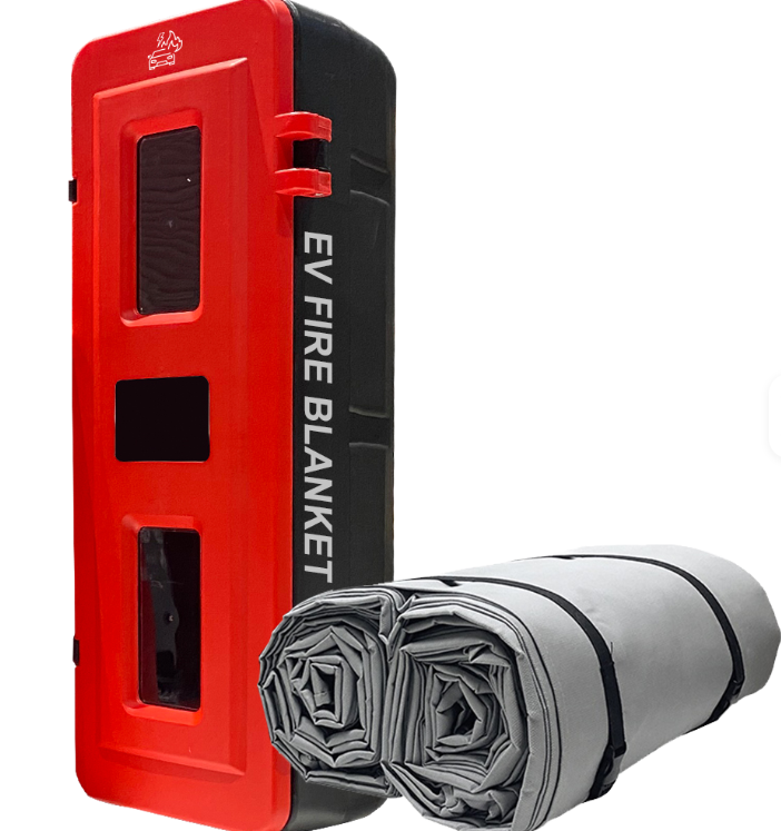 Car fire blanket,Professional supplier of car fire emergency blankets, fiberglass flame retardant，Reusable, effective fire blanket for automobiles and electric vehicles; ensures lithium-ion battery safety and fire protection for EVs
